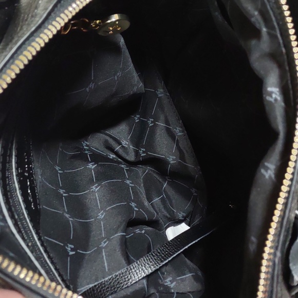 Real Simple Style Faux Leather Satchel/ Shoulder Bag - Picture 8 of 9